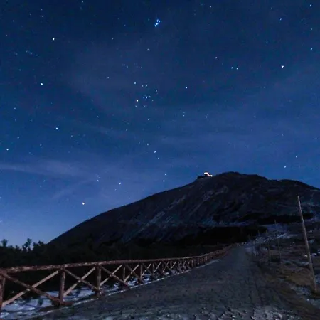 Apartamento Przy Stoku Pod Papugami Karpatia Karpacz